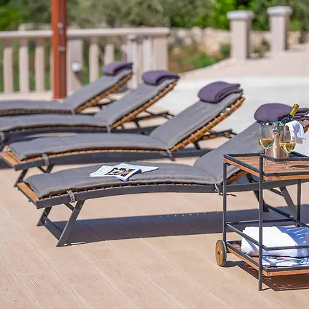 Midnight Serenity Villa *