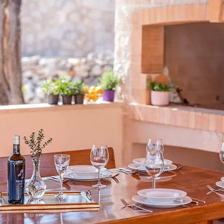 Villa Midnight Serenity