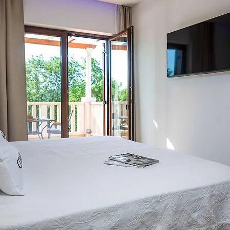 Midnight Serenity Villa